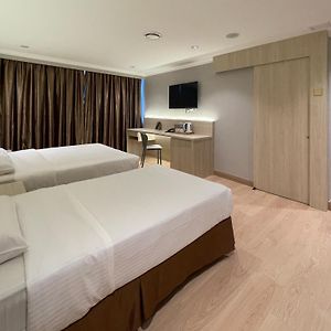 Double Deluxe Room